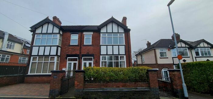 3 Bedroom Semi-Detached House To Rent In Poplar Avenue, Newcastle-Under-Lyme ST5