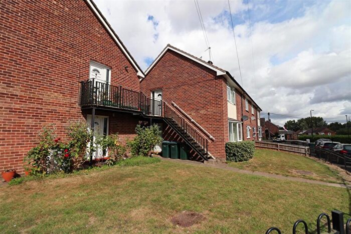 2 Bedroom Flat To Rent In Wansfell Close, Coventry, CV4