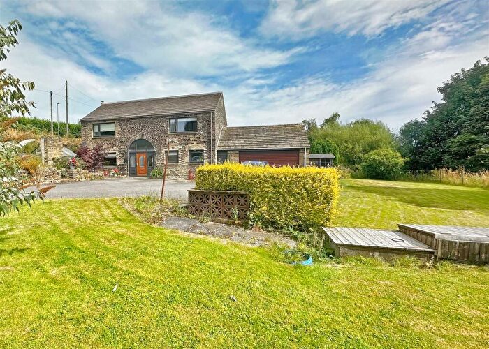 4 Bedroom Barn Conversion For Sale In Cockley Hill Lane, Kirkheaton, HD5