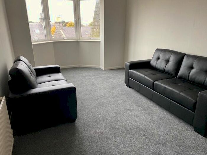 2 Bedroom Flat To Rent In Whitehall Road, West End, Aberdeen, AB25