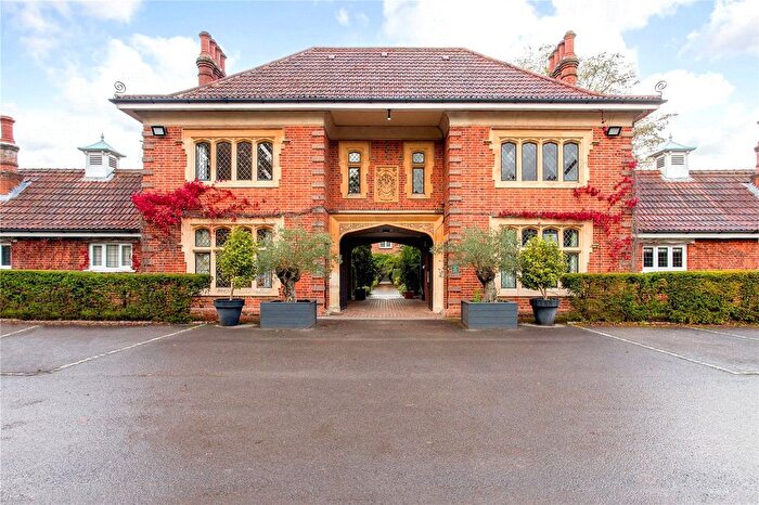 3 Bedroom Flat To Rent In Windsor Forest Court, Mill Ride, Ascot, Berkshire, SL5