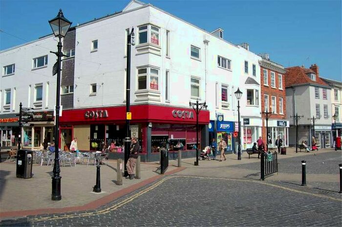 3 Bedroom Flat To Rent In Bury Street, Abingdon, OX14