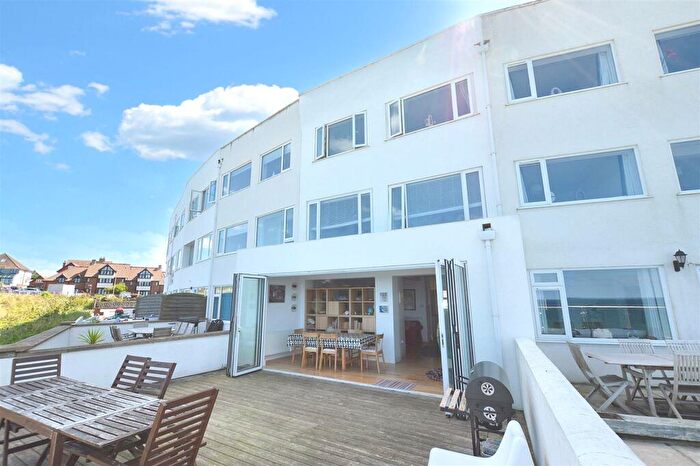 5 Bedroom Terraced House For Sale In Seacliff, Sheringham, NR26