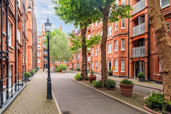 1 Bedroom Flat For Sale In Park Walk, London, SW10