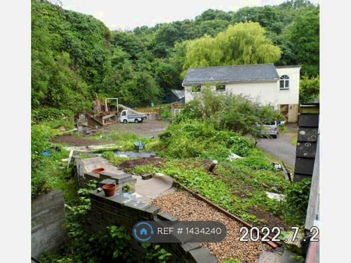 7 Bedroom Detached House To Rent In By The River Frome, Winterbourne Down, South Glocestershire, BS36