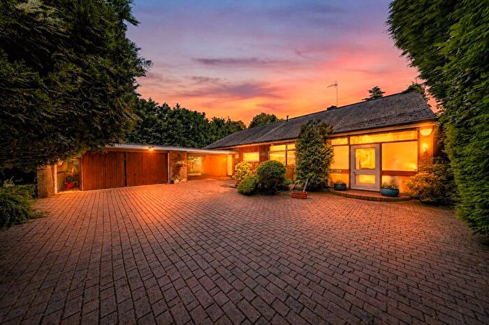 3 Bedroom Bungalow For Sale In Chester Road, Sandiway, CW8