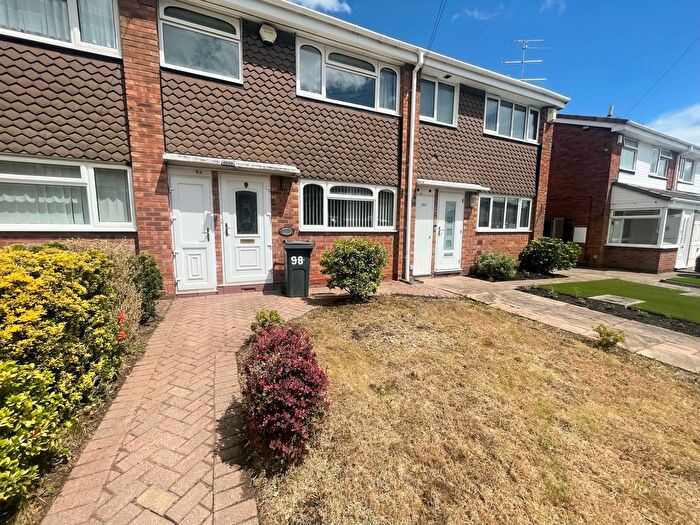 3 Bedroom Property To Rent In Winchester Gardens, Birmingham, B31