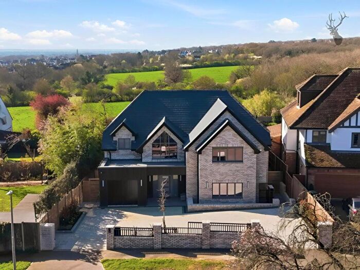 4 Bedroom Detached House For Sale In Hillcrest Road, Loughton, IG10