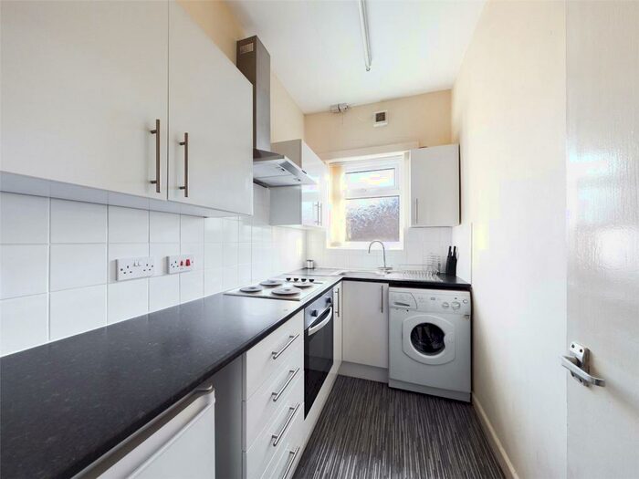 1 Bedroom Apartment To Rent In Eccles Old Road, Salford, Manchester, M6