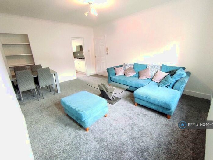 3 Bedroom Flat To Rent In King Street, Rutherglen, Glasgow, G73