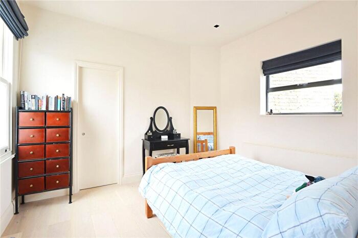 4 Bedroom House To Rent In Crawthew Grove, East Dulwich, London, SE22