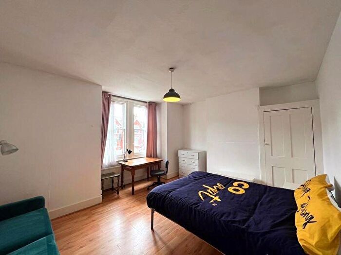 5 Bedroom Terraced House To Rent In Elm Grove, Brighton, BN2