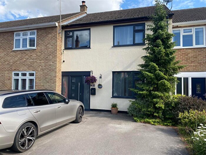 3 Bedroom Town House For Sale In Church Road, Kirkby Mallory, Leicestershire, LE9