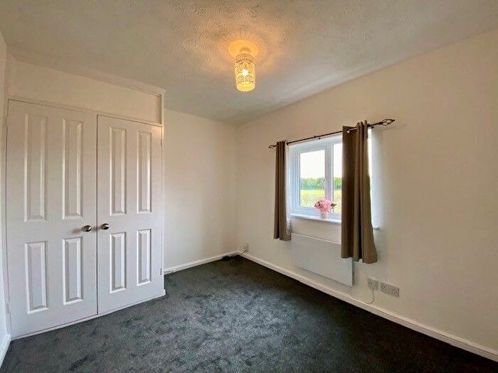 2 Bedroom End Of Terrace House To Rent In Lupin Walk, Aylesbury, HP21