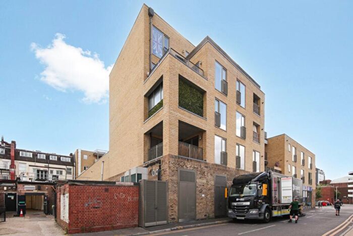 1 Bedroom Flat To Rent In South Street, Romford, RM1