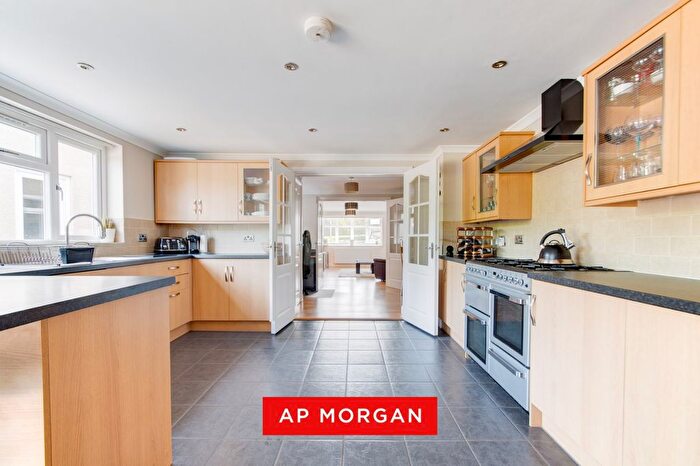 3 Bedroom Semi-Detached House For Sale In Holywell Lane, Rubery, Rednal, Birmingham, B45