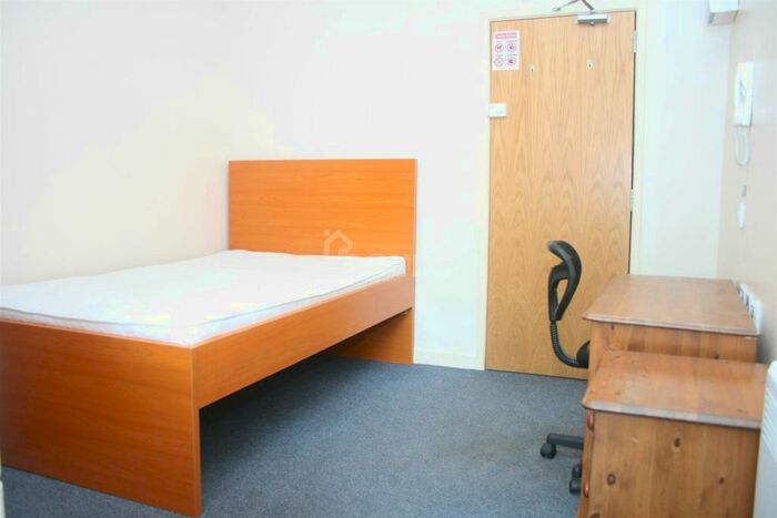 1 Bedroom Studio To Rent In Manor Road, Coventry, West Midlands, CV1