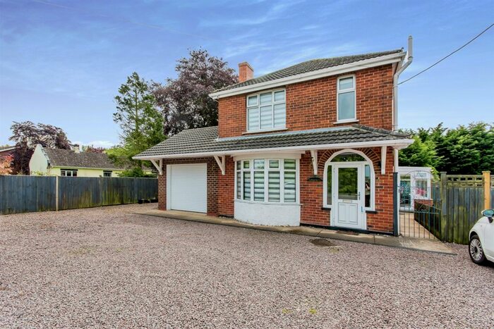 5 Bedroom Detached House For Sale In Sleaford Road, Wigtoft, Boston, PE20