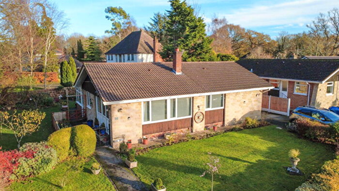 3 Bedroom Detached Bungalow For Sale In Cedar Grove, Neston, CH64