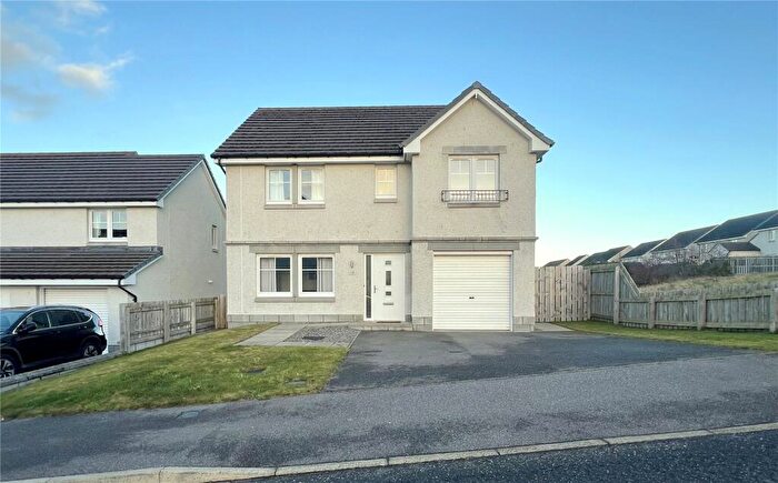 4 Bedroom Detached House For Sale In Chestnut Way, Inverness, IV2