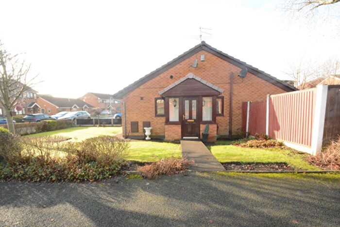 2 Bedroom Bungalow For Sale In The Shires, Droylsden, M43