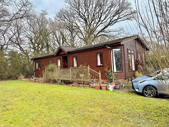 2 Bedroom Property For Sale In Royal Oak Country Park, Wineham, BN5