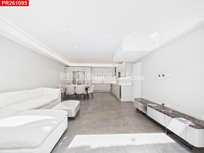 4 Bedroom Flat To Rent In Hackney – Bedrooms Flat, E5