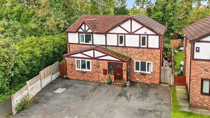 5 Bedroom Detached House For Sale In Hyde Fold Close, Burnage, Manchester, M19