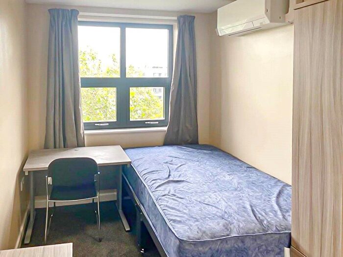 7 Bedroom Apartment To Rent In Stokes Croft, Bristol, BS1
