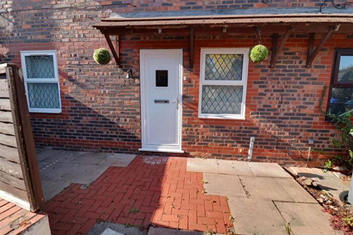 1 Bedroom Maisonette To Rent In Maryfield Walk, Penkhull, Stoke-On-Trent, ST4