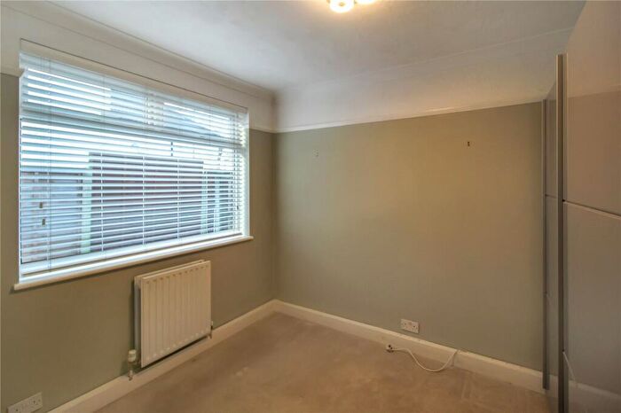 2 Bedroom Bungalow For Sale In The Fairway, Leigh-on-Sea, Essex, SS9