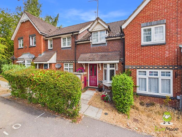 2 Bedroom Terraced House For Sale In Julius Close, Basingstoke, Hampshire, RG24