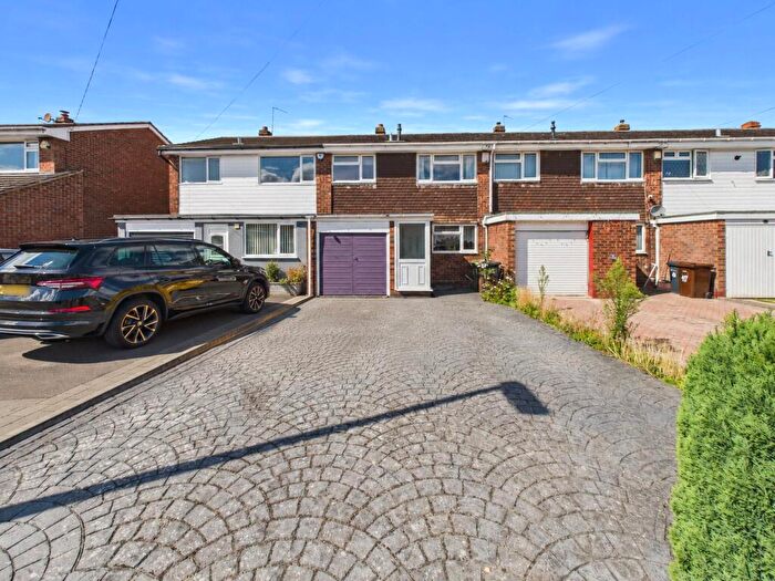 3 Bedroom Terraced House For Sale In Merecote Road, Solihull, West Midlands, B92