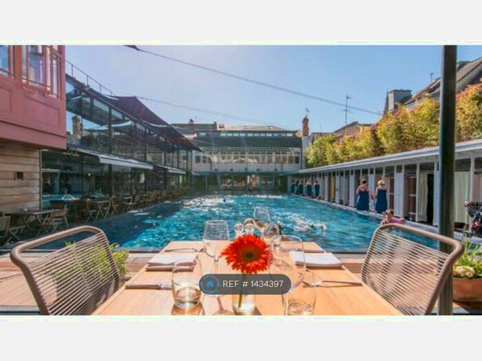 2 Bedroom Flat To Rent In Oakfield Grove, Bristol, BS8