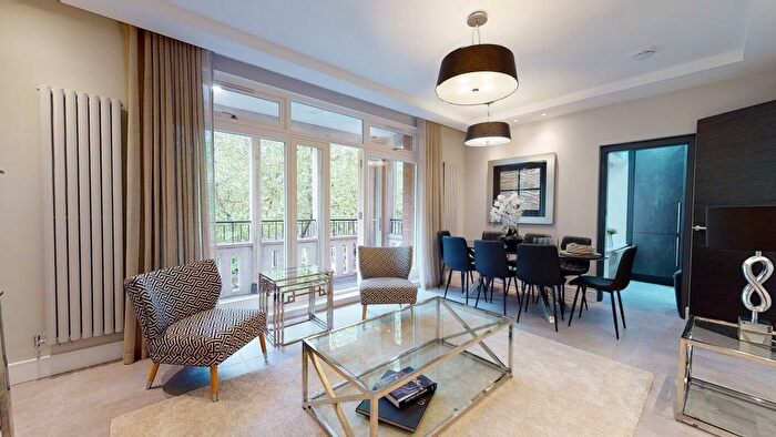 4 Bedroom Flat To Rent In Fitzjohns Avenue, London, NW3