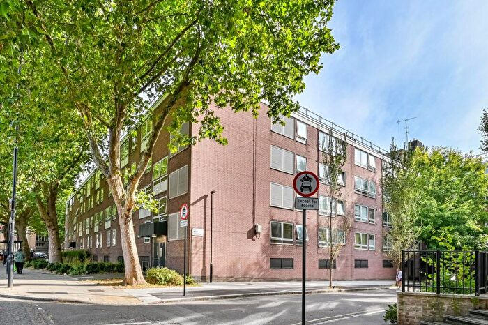 3 Bedroom Flat To Rent In Albany Street, Camden, London, NW1