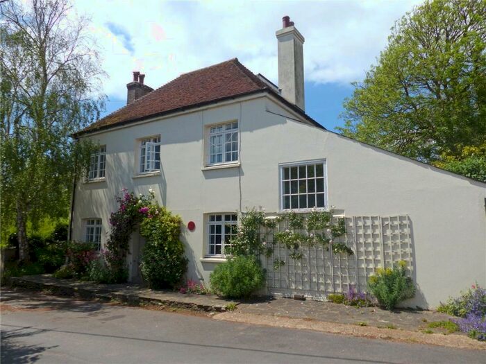 4 Bedroom Detached House For Sale In Piddinghoe, Newhaven, BN9
