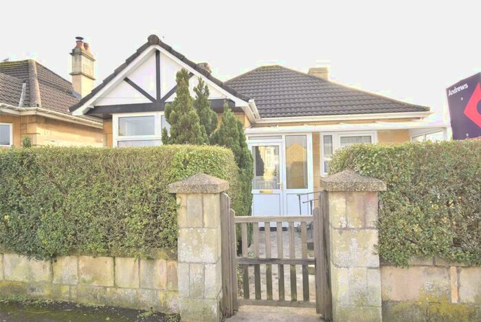 2 Bedroom Bungalow To Rent In Somerdale Avenue, Bath, Somerset, BA2