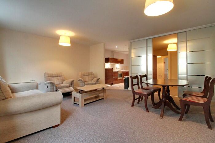 2 Bedroom Flat To Rent In Miller Apartments, St Pauls Square, Jewellery Quarter, B3