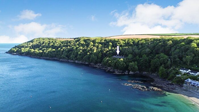 2 Bedroom Cottage For Sale In Penlee, Cawsand, PL10