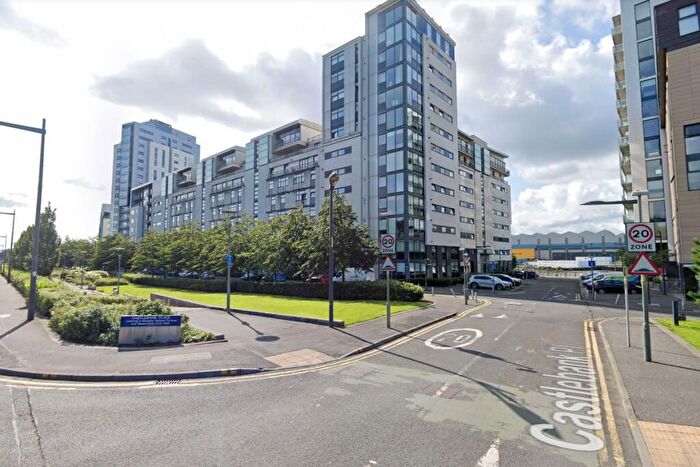 2 Bedroom Flat For Sale In , Glasgow Harbour Terrace, Apartment -, Glasgow, G11