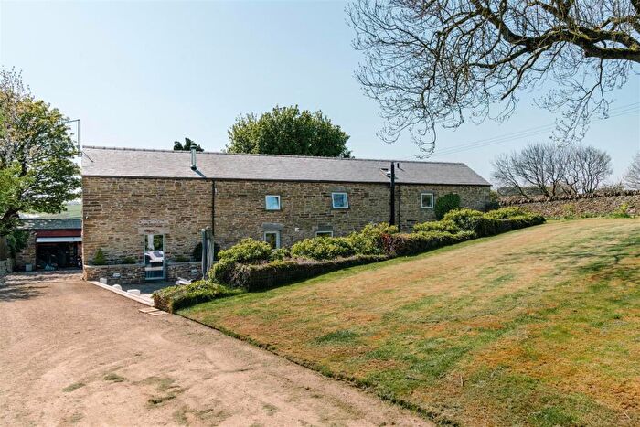 4 Bedroom Detached House For Sale In Main Road, Wadshelf, S42