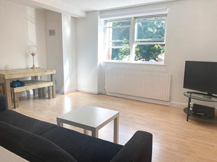 2 Bedroom Apartment To Rent In Friar Gate Court, Derby, DE1