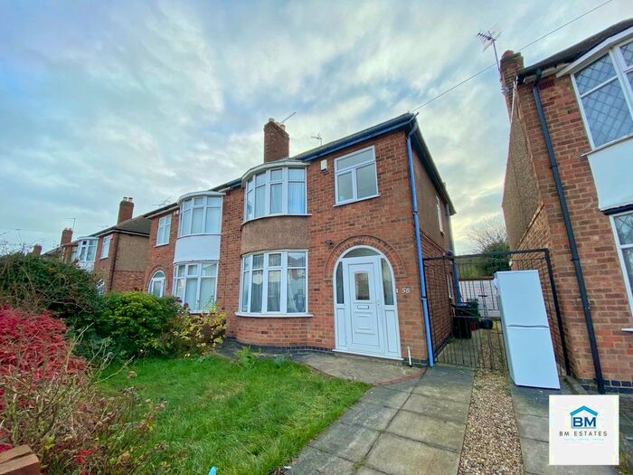 3 Bedroom Semi-Detached House To Rent In Roehampton Drive, Wigston, LE18