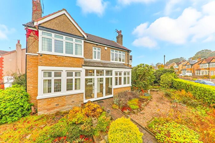 4 Bedroom Detached House For Sale In Knights Hill, Whitkirk, Leeds, LS15
