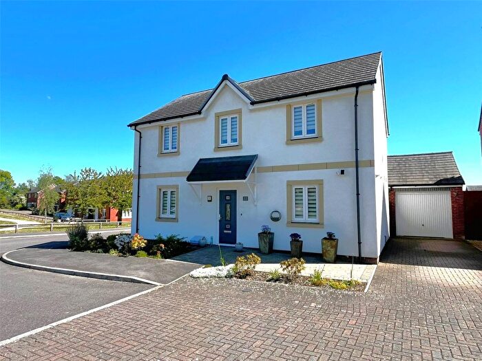 4 Bedroom Detached House For Sale In St. Catherine Road, Basingstoke, Hampshire, RG24