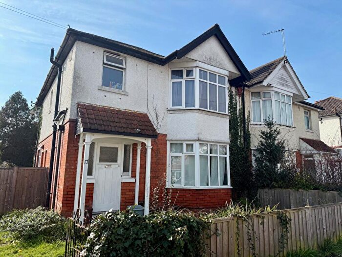 4 Bedroom Semi Detached House To Rent In Ripstone Gardens, Southampton, SO17