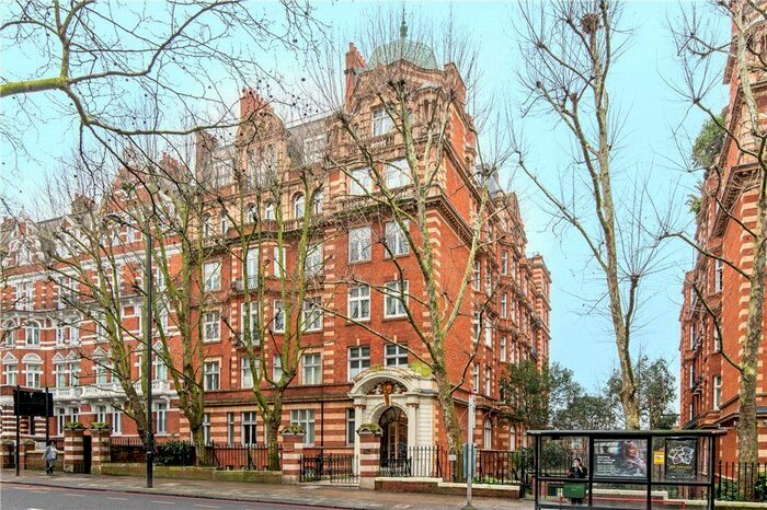 2 Bedroom Flat To Rent In Aberdeen Court, Maida Vale, London, W9