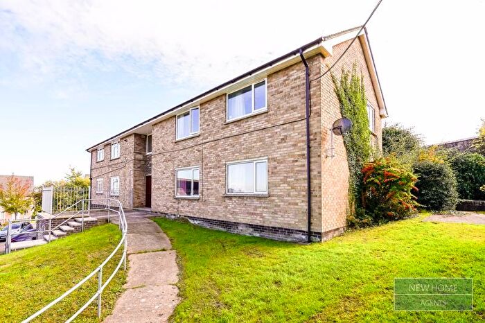 2 Bedroom Flat For Sale In Springfields Dursley, GL11