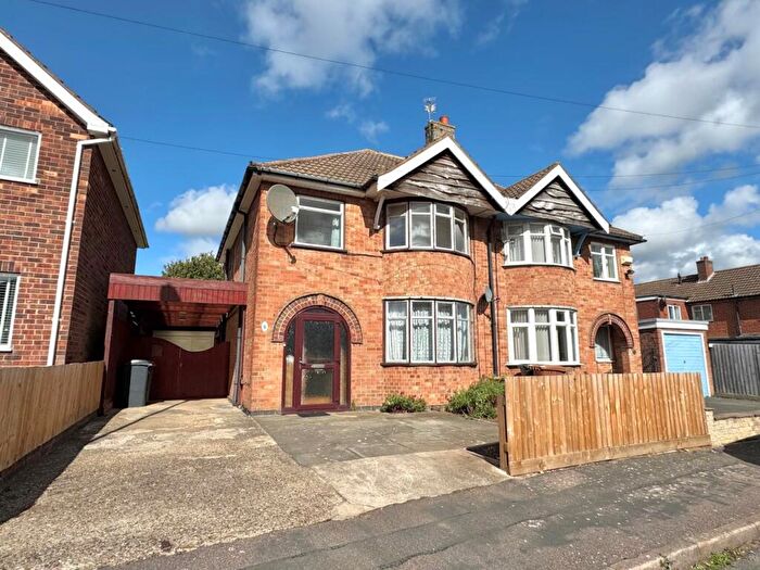 3 Bedroom Semi-Detached House For Sale In Conway Drive, Melton Mowbray, LE13